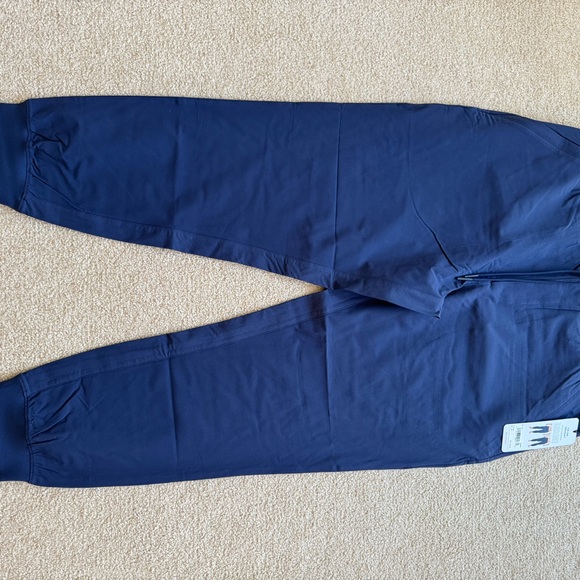 Alo 7/8 Pants NWT - Picture 6 of 6